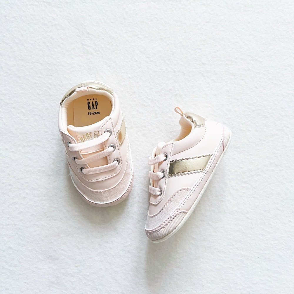 3/$25 Baby Gap Metallic Stripe Sneakers Barely Pink Soft Sole Bungee 18–24M